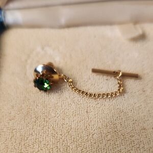 Vintage | Goldtone Tie Pin  Green Crystal Stone Accent